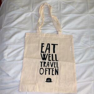 NWOT Lightweight “Eat Well, Travel Often” Tote